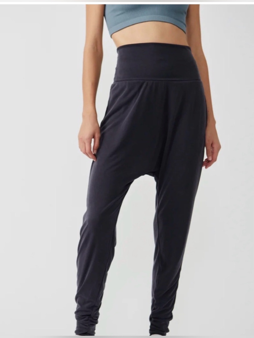 FREE PEOPLE x Movement Echo Harem Pants size extra small